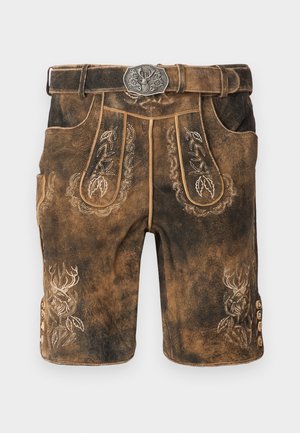 Braune Lederhosen mit aufwändiger Stickerei und einem silbernen Gurt mit Schnalle. Mit detaillierten Blattmustern und einem Hirschdesign an der Seite verziert.