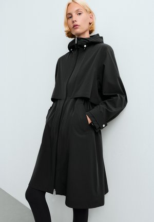 OYSHO, LONG EXTRA LIGHTWEIGHT 10K WATERPROOF JACKET - Klassinen takki - black