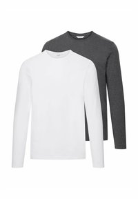 Zwei langärmlige T-Shirts: eines in schlichtem Weiß, das andere in Dunkelgrau. Beide haben Rundhalsausschnitte und einen glatten, lässigen Stofftextur.