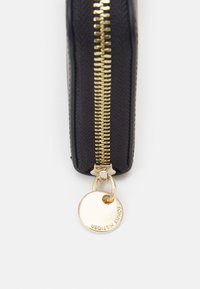 Tommy Hilfiger TH CHIC MED ZA - Portfel