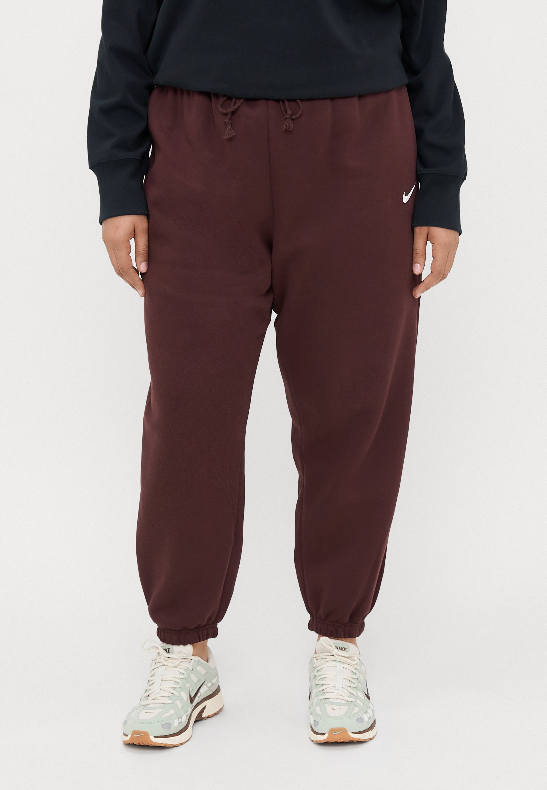 nike essential burgundy tracksuit