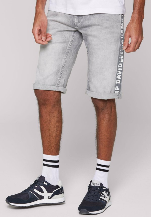 REGULAR FIT - Jeans Shorts