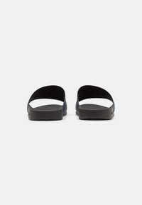 EA7 Emporio Armani UNISEX - Badesandaler - black