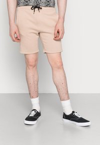 Pier One 2 PACK - Calções - tan/black