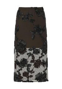 - Spódnica trapezowa