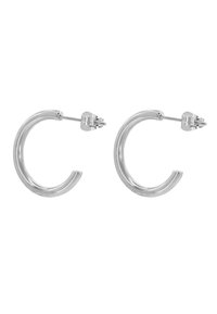 Orecchini a cerchio in argento con una finitura liscia e lucida. Caratterizzati da una forma circolare e chiusura a perno. Nessuna decorazione aggiuntiva.