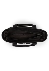 Zwarte tote bag met twee stevige handvatten, ritsluiting en een gedessineerde binnenkant. Gemaakt van glad, duurzaam materiaal; heeft een ruime, gestructureerde vorm.