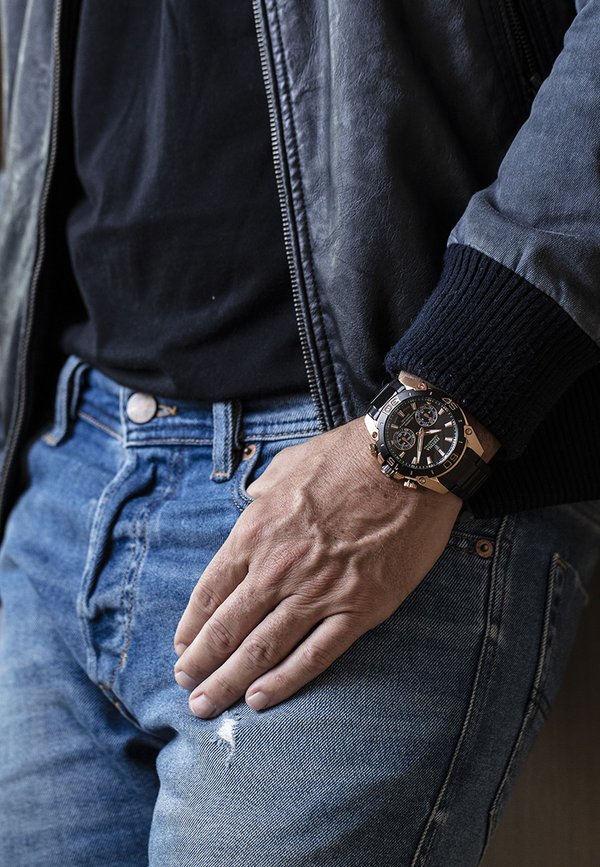 CONNECTED - Chronograph