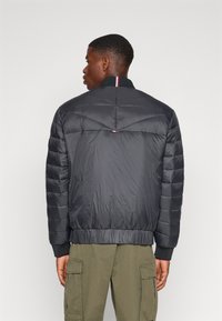 Tommy Hilfiger Bomber Jacket - black