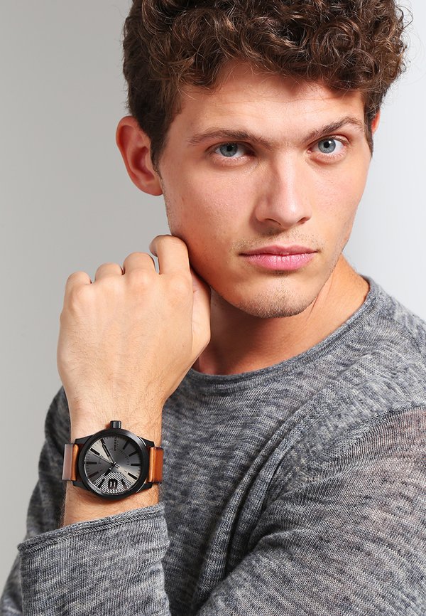 RASP - Uhr - hellbraun