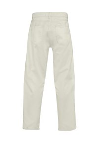 Beige bomullsbukser med rett passform, med to baklommer og strikkfelt. Stoffet ser glatt ut med en matt finish.