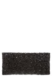 Pochette noire recouverte de sequins brillants, de forme rectangulaire, à texture lisse, sans éléments métalliques ni accents visibles.