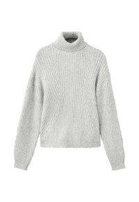 Maglione a collo alto grigio chiaro con un motivo testurizzato, presenta una vestibilità ampia e dettagli a costine sul colletto e sui polsini.