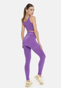 Cardio Bunny CHILL CROP - Top - purple