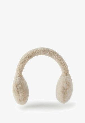 Faux-Fur-Ohrwärmer in hellem Beige mit weichem, strukturiertem Stoff. Ein gewölbtes Kopfband verbindet zwei runde, plüschige Ohrabdeckungen.