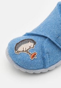Superfit HAPPY - Tofflor & inneskor - blau/mehrfarbig