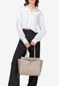 Miriade PETRUN - Håndtasker - marrone