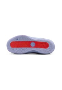 Sport schuhsohle mit einer strukturierten, durchsichtigen hellblauen Oberfläche. Besitzt einen zentralen roten Gummibereich und einen kreisförmigen Logoabdruck.