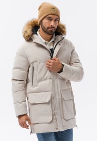 Non selezionato, cream