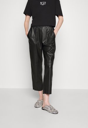 MAX&Co. Trousers - black