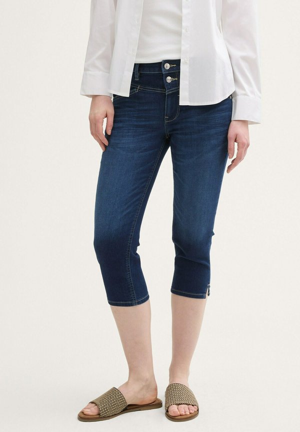 KATE SLIM CAPRI - Jeans Shorts