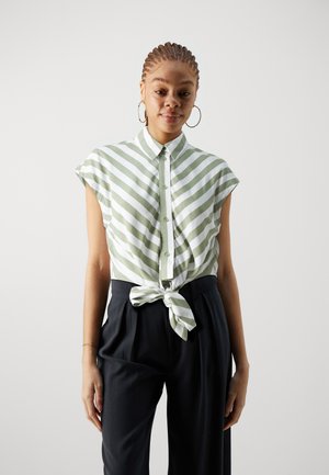 YAS YASSAVANNA KNOT - Button-down blouse - star white/oil green