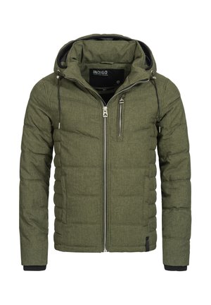 Grüne gesteppte Jacke mit Kapuze, frontalem Reißverschluss und zwei seitlichen Taschen. Sie verfügt über einen strukturierten Stoff mit einer glatten Oberfläche und kontrastierenden schwarzen Akzenten.