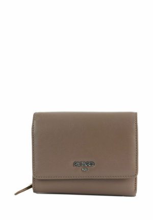 Portefeuille en cuir marron avec une finition texturée, fermeture à rabat et logo Picard argenté. Comprend un compartiment supérieur zippé et des accents cousus.