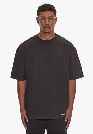 SUPER HEAVY BLANK  - Lihtne T-särk - washedblack