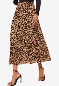 Friends Like These PETITE  - Gonna a campana - brown animal