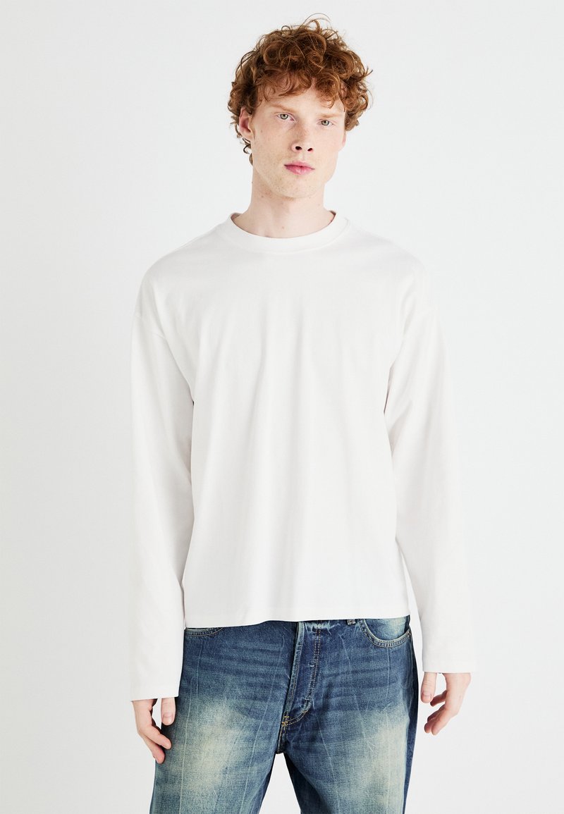 Weekday GREAT BOXY LONG SLEEVE  - Hosszú ujjú felső - white