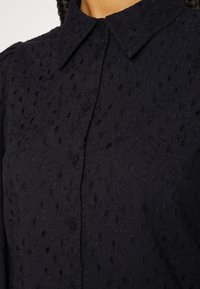 YAS BLICCO - Blusa - black