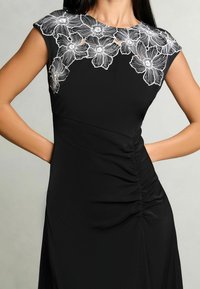Lipsy Dienas kleita - black