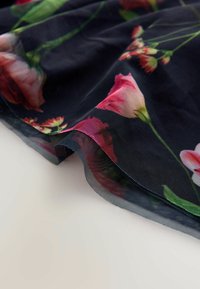 Baker by Ted Baker REGULAR FIT - FLORAL - Robe en jersey - navy