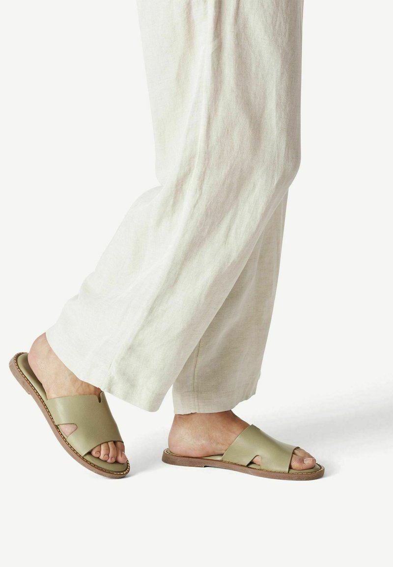 Tamaris Mules - pistacchio