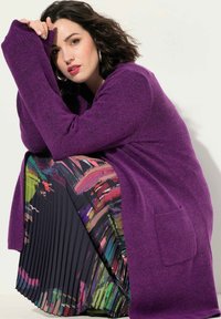 Ulla Popken OPEN SHAPE LONG SLEEVE - Kofta - blackberry