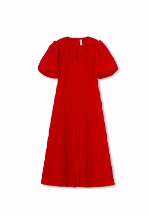 Rotes, knielanges Kleid mit einem strukturierten, gesteppten Design. Hat Puffärmel und einen runden Halsausschnitt mit einer Bindung. Reißverschlussverschluss hinten.