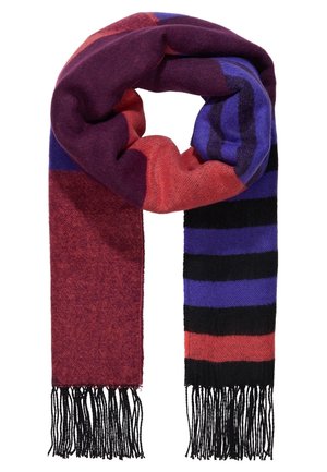 Zachte geweven sjaal met brede verticale en horizontale vlakken in bordeaux, rood, paars en zwarte strepen, afgewerkt met zwarte franjes.