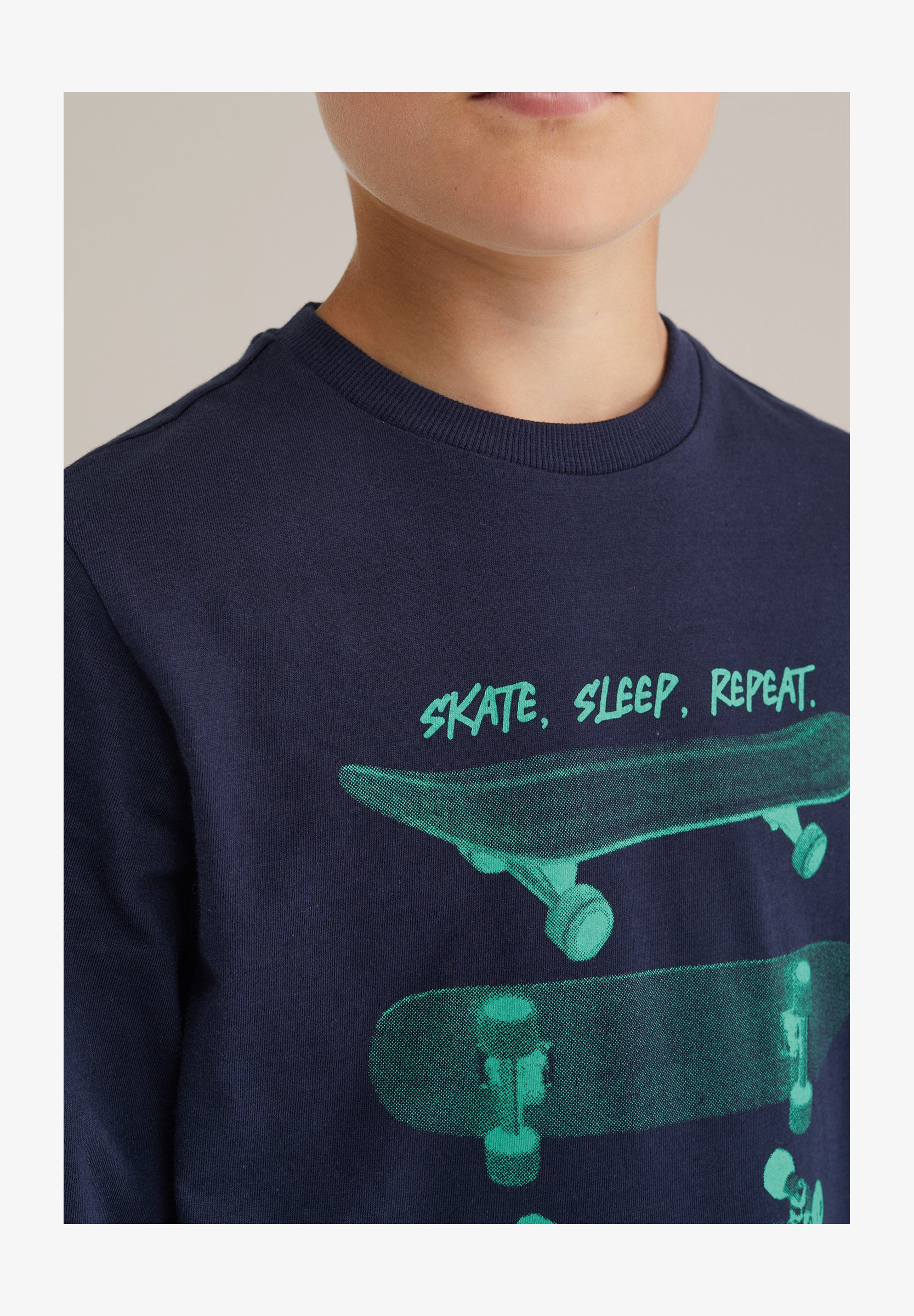 EF.Crew.PL Pigiama Estivo Bambini E Ragazzi – Morbido E Comodo – Collezione Primavera/Estate
