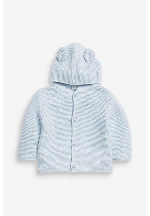 Cardigan pour bébé tricoté bleu clair avec capuche comprenant deux oreilles rondes en tissu, fermeture à boutons sur le devant et manches longues.