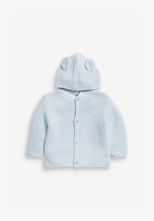 Jasnoniebieski dziergany sweterek dla niemowląt z kapturem, wyposażony w dwie okrągłe materiałowe uszy, zapinany z przodu na guziki i z długimi rękawami.