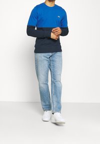 Jack & Jones Långärmad tröja - blue