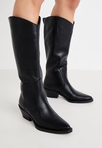 Δεν επιλέχθηκε, black