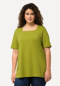 Ulla Popken CARREE-AUSSCHNITT - T-shirt basic - apple green