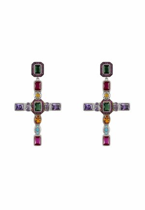 Par de pendientes con forma de cruz con piedras preciosas rectangulares y ovaladas multicolores, montadas en metal de tono plateado.