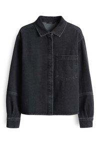 Schwarzes Denim-Hemd mit langen Ärmeln und Kragen, einer einzigen Brusttasche auf der linken Seite, verdeckter Knopfleiste, und genähten Nähten an Ärmeln und Schultern.