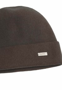 Beanie in felt marrone con risvolto. Presenta un'etichetta in metallo argento con il testo "AIME". Morbido al tatto e design con cima arrotondata.