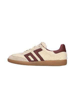 Trainers - butter/red