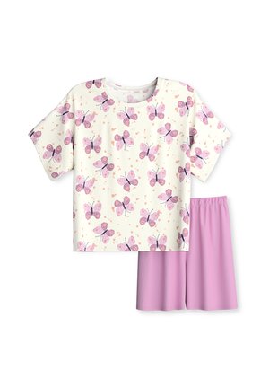 Kurzärmeliges cremefarbenes Oberteil mit pinkem Schmetterlingsmuster, kombiniert mit einfarbigen, hellvioletten Shorts mit elastischem Bund.