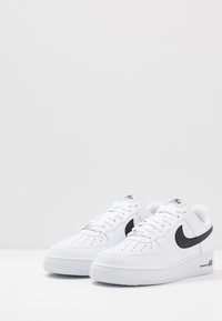 Nike Sportswear AIR FORCE 1 ’07 AN20  - Sapatilhas - white/black